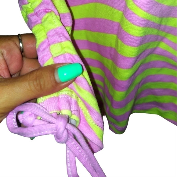 NWT The Simpsons Lisa Simpson Striped Skate Tee Tshirt - Picture 2 of 3